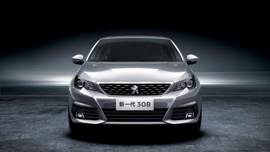  Peugeot 308 Sedan 2016 года  (CN) (фото 2 из 9)